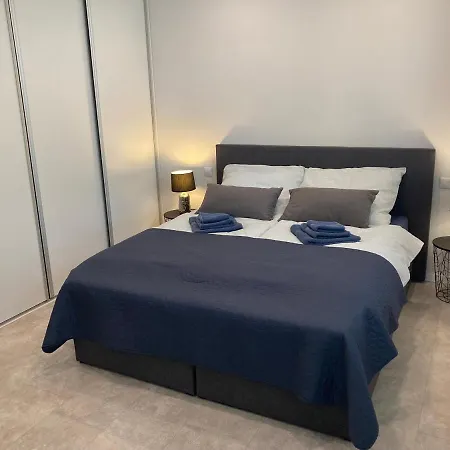 Duna Apartment *